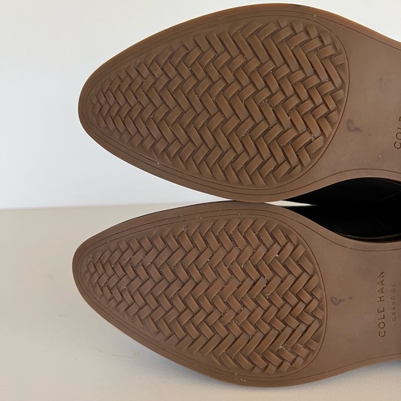 Cole Haan The Go-To Chelsea Boots in Neoprene and Leather, Black, size 6.5B - Picture 5 of 13